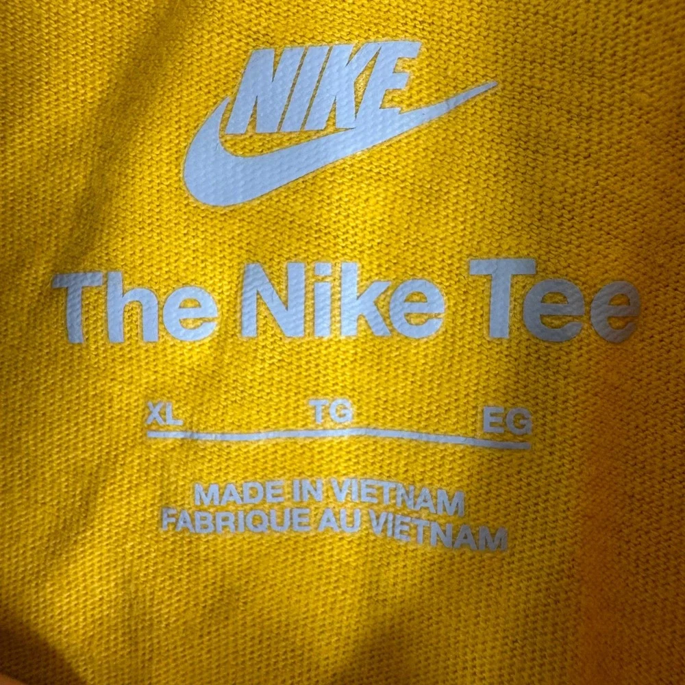 Nike graphic shirt